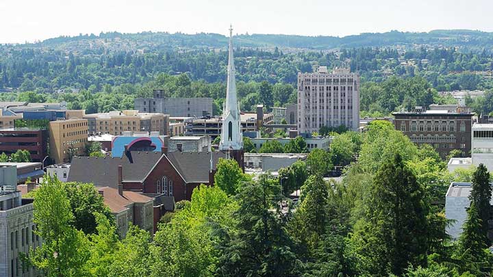 Monthly Daycare Fee in Salem, Oregon, United States