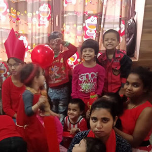 KIDS-DWARKA-DAY-CARE-PLAY-SCHOOL-7.jpg